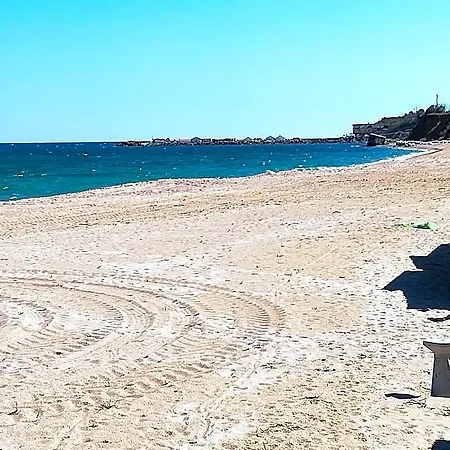 Casa Evelin 2mai Отель *